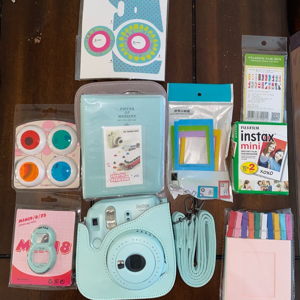 FUJIFILM Instax Mini 9 Ice Blue Polaroid Camera